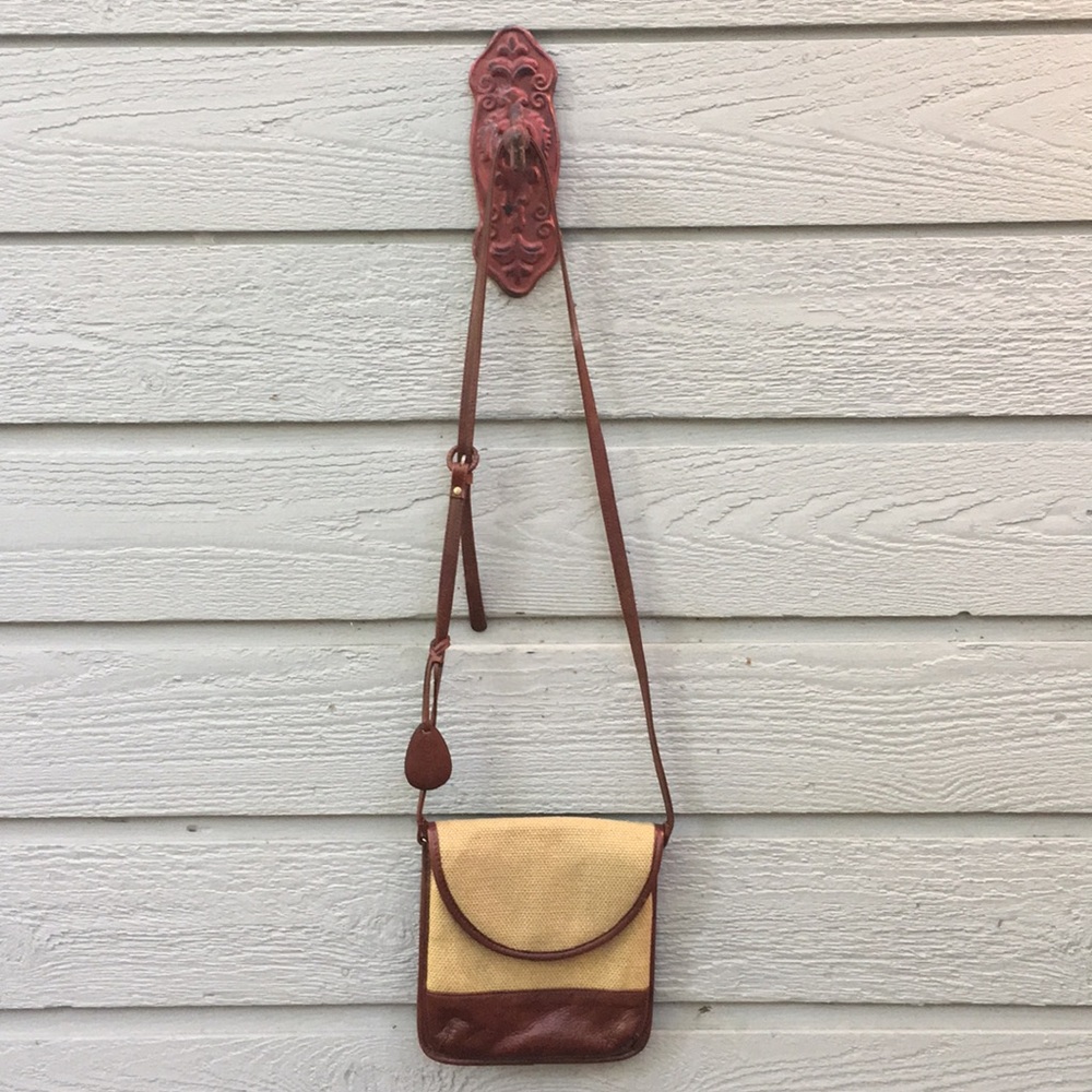 Relativity Shoulder Bag